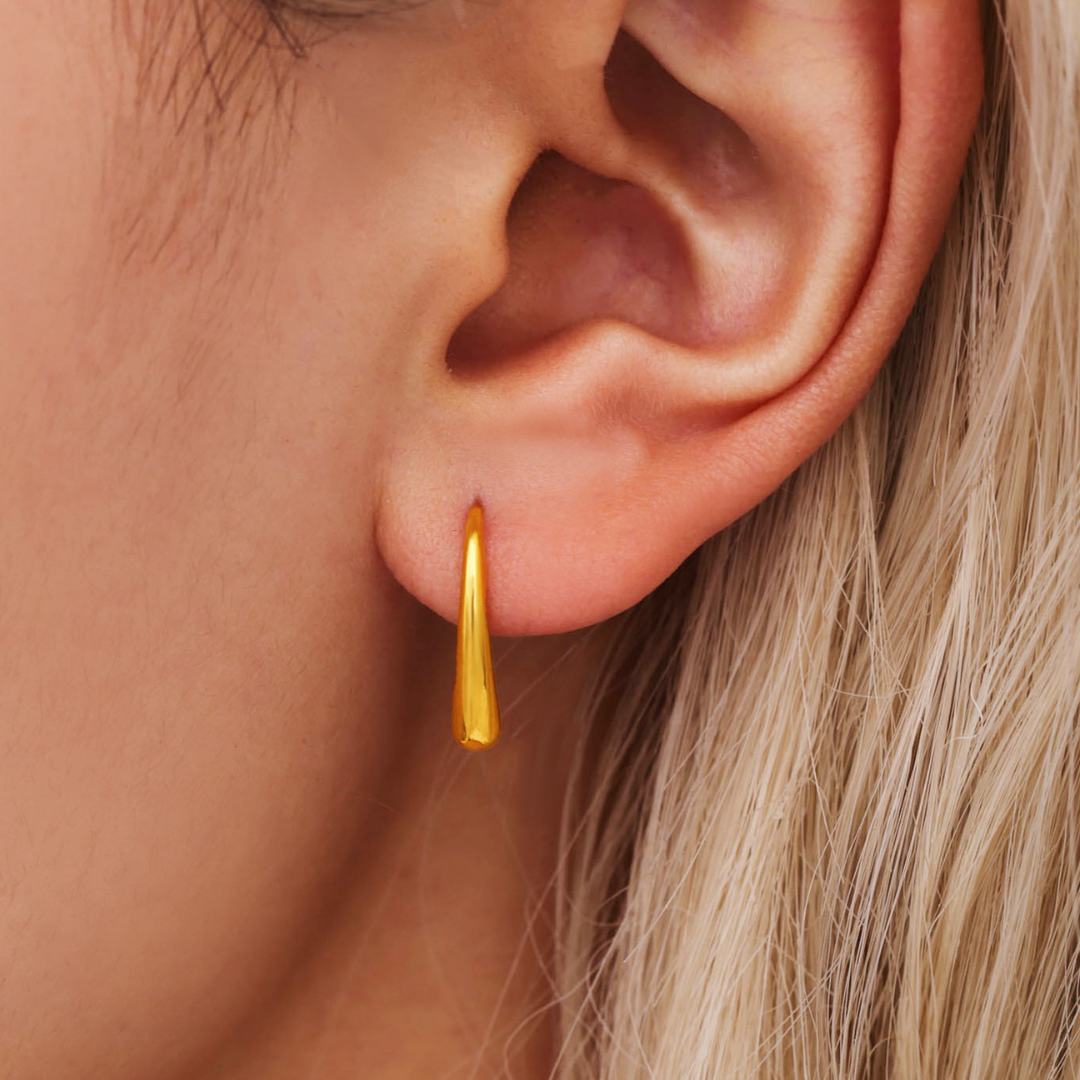 Sleek Teardrop Dangle Earrings