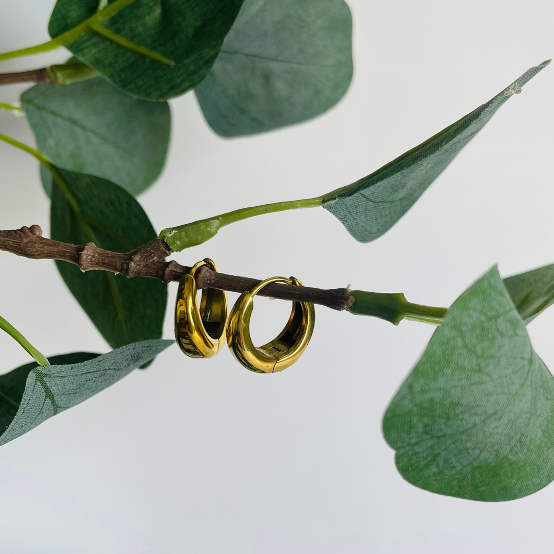 Della Huggie Earrings