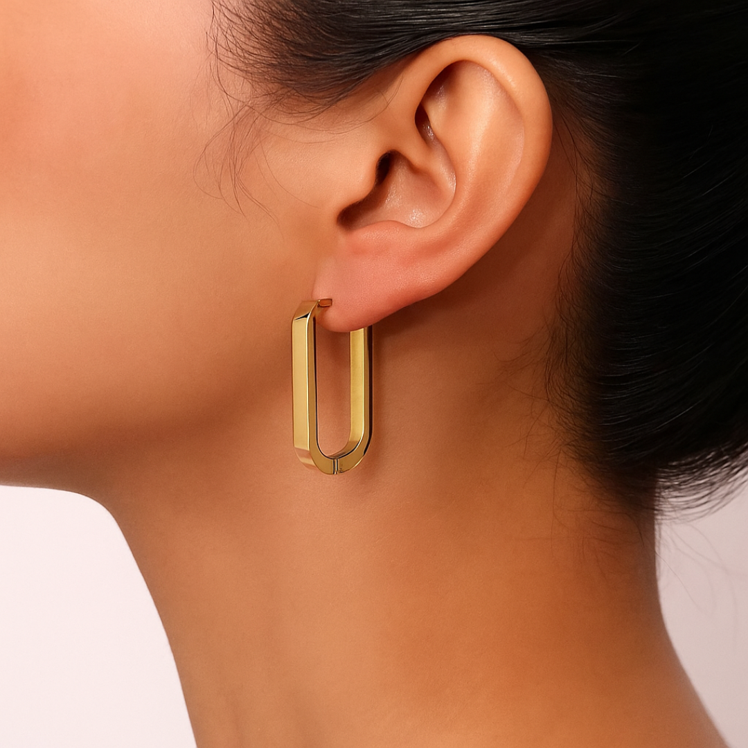 Clara Square-Edged Huggie Earrings