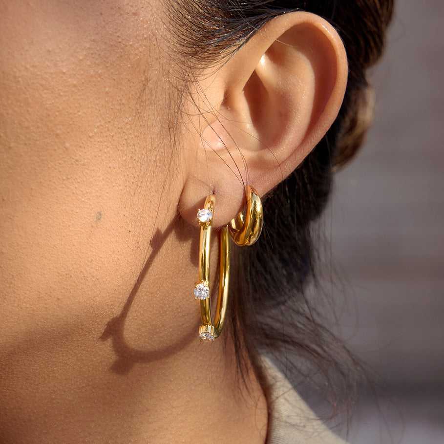 Hoop Earrings with Three Zircon Stone detail